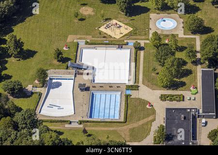 Luftaufnahme, WasserWelten Bochum - Wellenfreibad Südfeldmark, Freibad, Bochum-Wattenscheid, Ruhrgebiet, Nordrhein-Westfalen, Deutschland Stockfoto