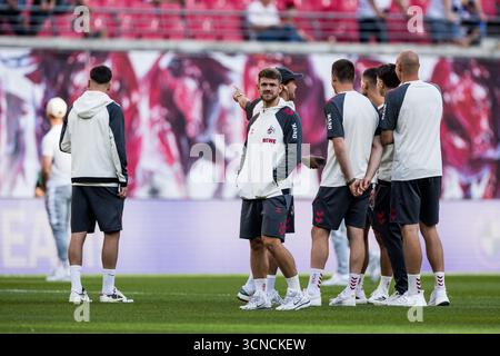Leipzig, Deutschland. September 2025. Jan Thielmann (1. FC K?ln, 29) W?hrend der Platzbegehung 1. Fu?Ball Bundesliga, RB Leipzig - 1. FC K?ln, Leipzig, Red Bull Arena am 20.09.2025 DFL-VORSCHRIFTEN VERBIETEN DIE VERWENDUNG VON FOTOS ALS BILDSEQUENZEN UND/ODER QUASI-VIDEO. Quelle: dpa/Alamy Live News Stockfoto