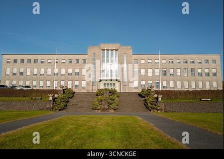 Hauptgebäude der Universität Island im Stadtzentrum von Reykjavík Stockfoto