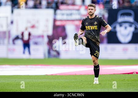 Leipzig, Deutschland. September 2025. Jan Thielmann (1. FC K?ln, 29) im warm Up 1. Fu?Ball Bundesliga, RB Leipzig - 1. FC K?ln, Leipzig, Red Bull Arena am 20.09.2025 DFL-VORSCHRIFTEN VERBIETEN DIE VERWENDUNG VON FOTOS ALS BILDSEQUENZEN UND/ODER QUASI-VIDEO. Quelle: dpa/Alamy Live News Stockfoto