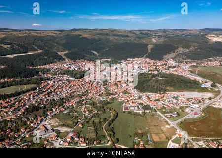Panorama von Pljevlja auf dem Fluss Cehotina, Stadt und Gemeinde im Norden Montenegros Stockfoto