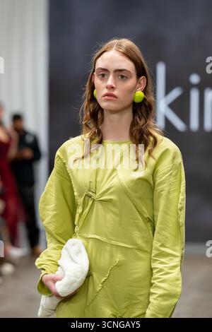 London, Großbritannien, 20. September 2025, der dritte Tag der London Fashion Week mit Kimlin Designs bei Fashion Scout. Sie sind die Gewinner des Fashion Scout Armenia 2024, Andrew Lalchan Photography/Alamy Live News Stockfoto