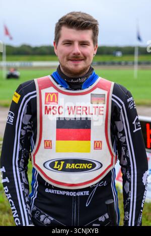 Roden, Niederlande. September 2025. Reserve Rider Fabian Wachs aus Deutschland während des FIM Long Track World Championship Finales 4 im Speed Centre Roden, Niederlande am Sonntag, den 21. September 2025. (Foto: Ian Charles | MI News)während des FIM Long Track World Championship Finales 4, im Speed Centre, Roden am Sonntag, den 21. September 2025. (Foto: Ian Charles | MI News) Credit: MI News & Sport /Alamy Live News Stockfoto