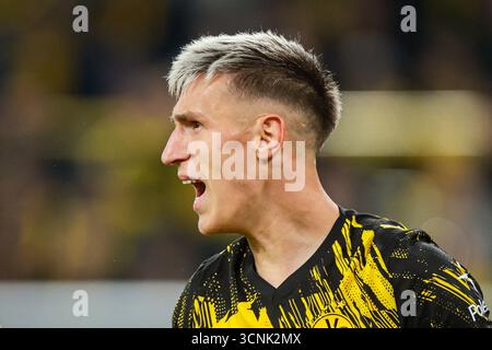 Dortmund, Deutschland. September 2025. 21.09.2025, 1. Bundesliga, 4. Spieltag, Borussia Dortmund - VfL Wolfsburg, Nico Schlotterbeck (Borussia Dortmund) schreit, Foto: Dennis Ewert/RHR-FOTO/dpa/Alamy Live News Stockfoto