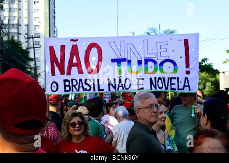 Recife, Brasilien. September 2025. An diesem Sonntag, dem 21., protestierte eine Menschenmenge in Recife gegen den Abschirmungsvorschlag (PEC da Blindagem). Luftaufnahmen. Quelle: João Carlos Mazella/FotoArena/Alamy Live News Stockfoto