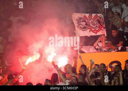 Recife, Brasilien. September 2025. PE - RECIFE - 09/21/2025 - BRAZILIAN A 2025, SPORT x CORINTHIANS - Korinthianer Fans beim Spiel gegen Sport in Ilha do Retiro in Recife (PE), für die brasilianische Meisterschaft A 2025. Foto: Marlon Costa/AGIF (Foto: Marlon Costa/AGIF/SIPA USA) Credit: SIPA USA/Alamy Live News Stockfoto