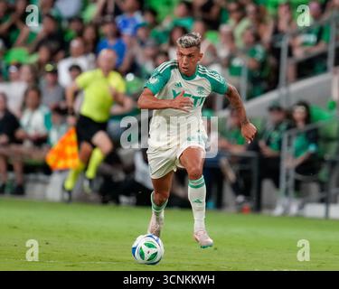 Austin, Texas, USA. September 2025. Austin FC Stürmer MYRTO UZUNI (10) bewegt den Ball während eines Major League Soccer Spiels zwischen Austin FC und Seattle Sounders FC am 21. September 2025 in Austin, Texas. Austin gewann mit 2:1. (Kreditbild: © Scott Coleman/ZUMA Press Wire) NUR REDAKTIONELLE VERWENDUNG! Nicht für kommerzielle ZWECKE! Quelle: ZUMA Press, Inc./Alamy Live News Stockfoto