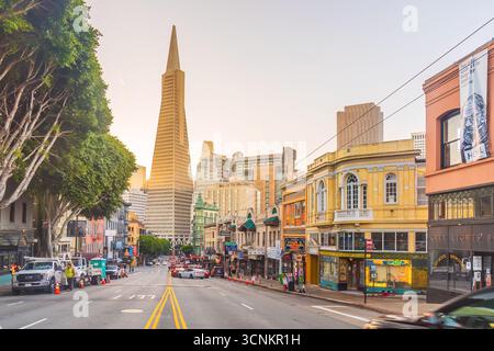 SAN FRANCISCO, USA - 23. JANUAR 2025: Malerischer Blick auf die Innenstadt von San Francisco Kalifornien USA Stockfoto