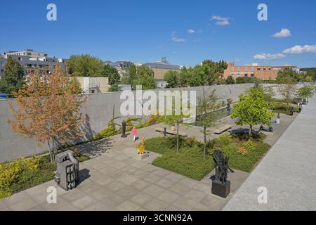 Skulpturengarten, Neue Nationalgalerie, Potsdamer Straße, Mitte, Berlin, Deutschland Stockfoto
