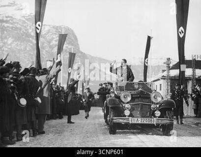 Adolf Hitler besucht die Olympischen Winterspiele 1936 in Garmisch-Partenkirchen Stockfoto