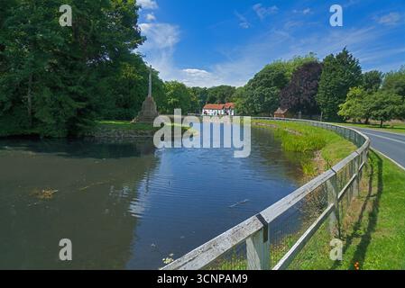 Bishop Burton, in der Nähe von Beverley, dem East Riding of Yorkshire. Dieses hübsche Dorf liegt etwa 43 Meilen von der Stadt York entfernt und hat eine lange Geschichte. Stockfoto