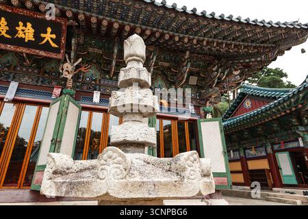 Details zum Jingwansa Tempel traditioneller buddhistischer Tempel in Seoul Sout Korea Stockfoto
