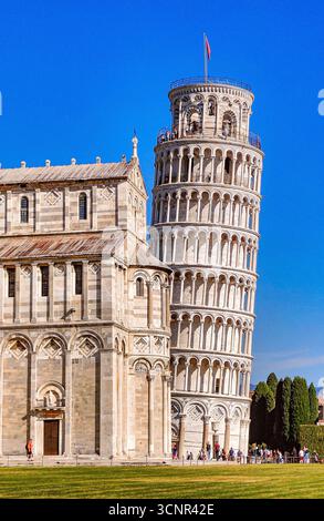Schiefer Turm von Pisa und Kathedrale von Pisa in der Toskana, Italien Stockfoto