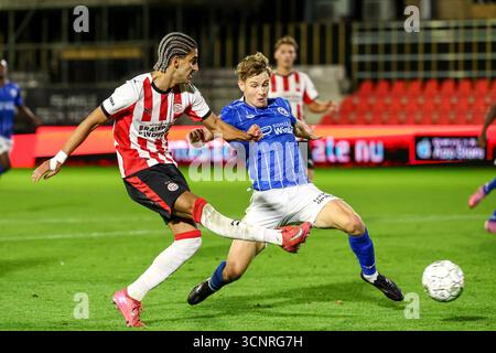 Eindhoven, Niederlande. September 2025. EINDHOVEN, 22.09.2025, PSV Campus de Herdgang, Saison 2025/2026, niederländischer Keuken Kampioen Divisie Football, Spiel zwischen Jong PSV und den Bosch, Foto zeigt Tor von Jong PSV Spieler Tay Abed Credit: Pro Shots/Alamy Live News Stockfoto