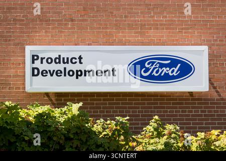 Dearborn, MI USA - SEPTMBER 01, 2025: Ford Motor Company ist ein US-amerikanisches Automobilunternehmen und sechstgrößter Automobilkonzern Stockfoto