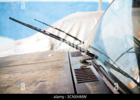 Nahaufnahme des Scheibenwischerwagens Stockfoto