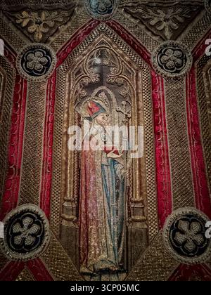 Königliche Umhänge und Kleider in der Hofburg Stockfoto