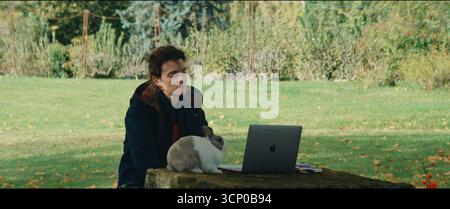 Jane Austen a gâché mA vie (französisch Jane Austen a Wrecked My Life) ist eine französische Romankomödie von Laura Piani aus dem Jahr 2024. Stockfoto