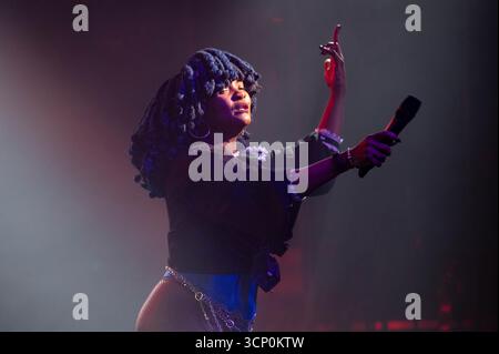 Moonchild Sanelly tritt am 20. September 2025 im Barrowland in Glasgow auf Stockfoto