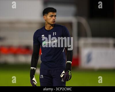 BRACKLEY, ENGLAND – 23. SEPTEMBER: Cameron Gregory aus Brackley Town vor dem Spiel der Enterprise National League zwischen Brackley Town und Truro City im St. James Park am 23. September 2025 in Brackley, Großbritannien. (Foto von Mitch Davidson/Brackley Town FC via Alamy Live News) Stockfoto