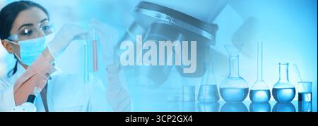 Laboranalyse. Wissenschaftler mit Reagenzgläsern, Mehrfachbelichtung mit Glaswaren und Mikroskop Stockfoto