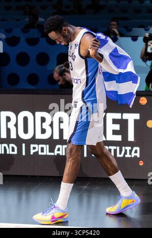 Riga, Lettland. September 2025. Thanasis Antetokounmpo aus Griechenland nach dem dritten Platz des FIBA EuroBasket 2025 zwischen Finnland und Griechenland in der Arena Riga. Endergebnis Griechenland 92: 89 Finnland. Quelle: SOPA Images Limited/Alamy Live News Stockfoto