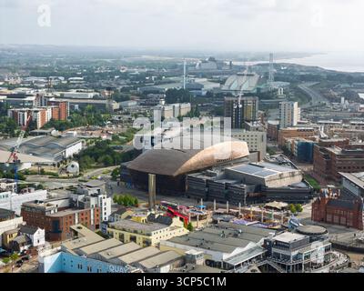Luftaufnahme der Cardiff Bay, der Hauptstadt von Wales, Großbritannien 2025 Stockfoto