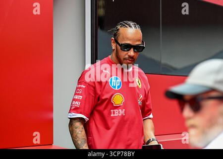 Bahrain GP, Sakhir, F1 2025 am 01.01.2021 – Formel-1-Fahrer Lewis Hamilton für Ferrari – Credit muss gelesen werden: Marco Talluto Stockfoto