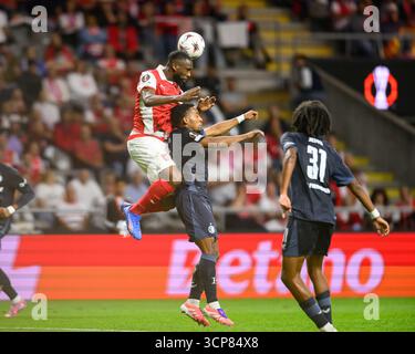 Braga, Braga, Portugal. September 2025. SIKOU NIAKATE vom SC Braga wurde am 24. September 2025 im Estadio Municipal de Braga, Braga, Portugal (Foto: © Miguel Lemos/ZUMA Press Wire) beim Spiel der UEFA Europe League 2025/26 gesehen. Nicht für kommerzielle ZWECKE! Stockfoto