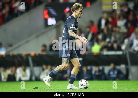 Braga, Portugal. September 2025. Luciano VALENTE von Feyenoord während der UEFA Europa League, Ligaperiode, MD1-Fußballspiel zwischen SC Braga und Feyenoord Rotterdam am 24. September 2025 im Estadio Municipal de Braga in Braga, Portugal - Foto Filipe Oliveira/Matthieu Mirville/DPPI Credit: DPPI Media/Alamy Live News Stockfoto