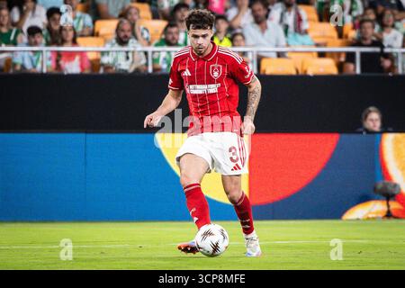 Sevilla, Espagne. September 2025. Neco WILLIAMS aus Nottingham Forest während der UEFA Europa League, League-Phase, MD1-Fußballspiel zwischen Real Betis und Nottingham Forest am 24. September 2025 im Estadio La Cartuja in Sevilla, Spanien - Foto Rafael Roman/Matthieu Mirville/DPPI Credit: DPPI Media/Alamy Live News Stockfoto