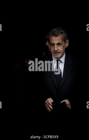 Neuilly Sur Seine, Frankreich. März 2023. Nicolas Sarkozy während der Beerdigung von PAL Sarkozy, Vater des ehemaligen französischen Präsidenten, in der Kirche Saint Jean-Baptiste in Neuilly-sur-seine, Frankreich am 9. März 2023. Foto: ABACAPRESS.COM Credit: Abaca Press/Alamy Live News Stockfoto