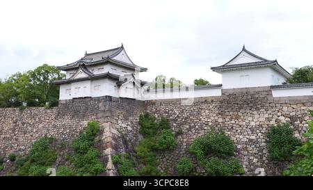 Eintritt zum berühmten Schloss Osaka durch das Sakuramon-Tor Stockfoto