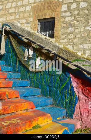 Farbenfrohe Treppen in Tapolca, Ungarn, Touristenattraktion Stockfoto