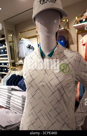 Der Trump Store im Trump Tower an der Fifth Avenue verkauft Markenartikel und Souvenirs für den 45./47. POTUS, New York City, USA 2025 Stockfoto