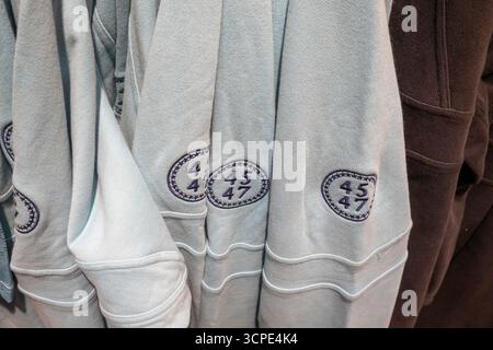 Der Trump Store im Trump Tower an der Fifth Avenue verkauft Markenartikel und Souvenirs für den 45./47. POTUS, New York City, USA 2025 Stockfoto