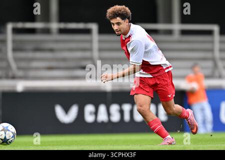 Roeselare, Belgien. September 2025. Nacim Dendani (10) aus Monaco, das während des Spiels der UEFA Youth League in der Saison 2025–2026 zwischen Club Brugge KV und AS Monaco am 18. September 2025 in Roeselare, Belgien, gezeigt wurde. (Foto: David Catry/sportpix) Credit: Sportpix/Alamy Live News Stockfoto