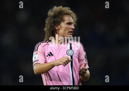 West Bromwich, Großbritannien. September 2025. Wout Faes aus Leicester City während des West Bromwich Albion vs Leicester City Sky Bet Championship Matches in den Hawthorns, West Bromwich. Der Bildnachweis sollte lauten: James Baylis/Sportimage Credit: Sportimage Ltd/Alamy Live News Stockfoto