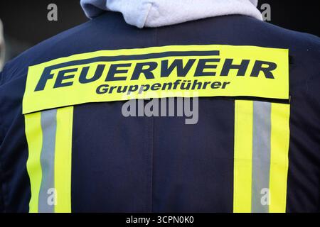 Feuerwehr-Blaulicht Feuerwehr in verschiedenen Bildern und Aktionen in Deutschland Feuerwehr-Blaulicht Feuerwehr in Deutschland Stockfoto