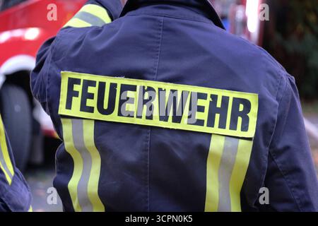 Feuerwehr-Blaulicht Feuerwehr in verschiedenen Bildern und Aktionen in Deutschland Feuerwehr-Blaulicht Feuerwehr in Deutschland Stockfoto