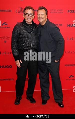 Frank Mutters und Guido Maria Kretschmer beim About You Fashion Ball 2025 auf dem Spielbudenplatz und Schmidts Tivoli. Hamburg, 26.09.2025 *** Frank Mutters und Guido Maria Kretschmer beim About You Fashion Ball 2025 am Spielbudenplatz und Schmidts Tivoli Hamburg, 26 09 2025 Foto:XC.xTamckex/xFuturexImagex aboutyou 5934 Stockfoto