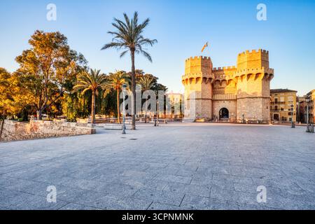 Serrano Towers (Torres de Serranos) Monument, Valencia, Spanien Schlüsselwörter: valencia, spanien, Stadt, Landschaft, Stockfoto