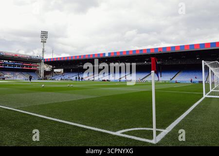 London, Großbritannien. September 2025. Allgemeiner Blick auf das Stadion im Selhurst Park vor dem Spiel der Premier League zwischen Crystal Palace und Liverpool im Selhurst Park in London, England. Quelle: SPP Sport Pressefoto. /Alamy Live News Stockfoto