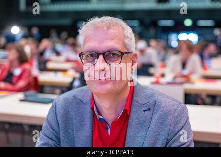 Landshut, Deutschland. September 2025. Uwe Kirschstein, Kandidat für das Amt des neuen Generalsekretärs, bei der SPD-Landeskonferenz in Bayern. Quelle: Armin Weigel/dpa/Alamy Live News Stockfoto