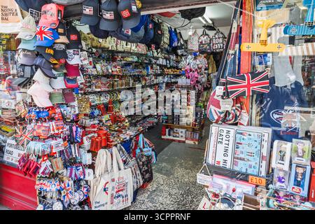 Portobello Road Market Souvenir Shop. London, UK, 24. Mai 2023 Stockfoto