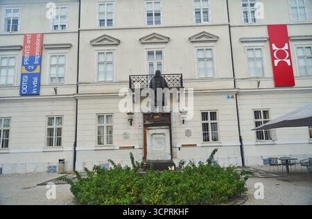 Ljubljana, Slowenien - 10. Oktober 2022: Gebäude des Internationalen Zentrums für Grafik in Ljubljana Stockfoto