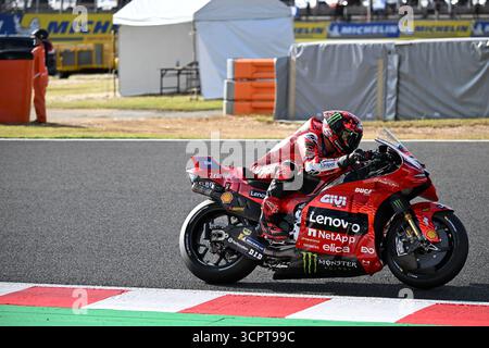 Motegi, Japan. September 2025. Ducati-Fahrer Francesco Bagnaia über die Action im Sprint-Rennen der MotoGP Japan 2025, die am 27. September 2025 im Mobility Resort Motegi stattfand. Credit: Independent Photo Agency/Alamy Live News Stockfoto