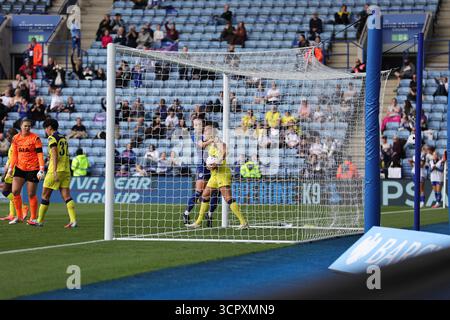 LEICESTER, GROSSBRITANNIEN. SEPTEMBER 2025. Sam Tierney reagierte während des Spiels der Barclays Womens Super League zwischen Leicester City und Tottenham Hotspur im King Power Stadium in Leicester. Quelle: James Holyoak/Alamy Live News Stockfoto