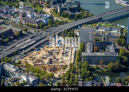 Luftbild, Baustelle Haroldstraße, Abriss des ehemaligen Innenministeriums und geplantes neues Verwaltungszentrum für die Landesverwaltung Nordrhein-Westfalen, Rheinkniebrücke und Rückansicht der Staatskanzlei des Landes Nordrhein-Westfalen, Horionplatz, Unterbilk, Düsseldorf, Ruhrgebiet, Nordrhein-Westfalen, Deutschland ACHTUNGxMINDESTHONORARx60xEURO *** Luftansicht, Baustelle Haroldstraße, Abriss des ehemaligen Innenministeriums und geplante neue Verwaltungszentrale für die Landesverwaltung Nordrhein-Westfalen, Rheinkniebrücke und Rückansicht der Landeskanzlei Stockfoto
