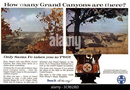 1967 Santa Fe Railroad Ad, Grand Canyon in Arizona, über die Santa Fe & Disneyland Railroad zu einer großen Nachbildung im Walt Disney's Magic Kingdom. Stockfoto
